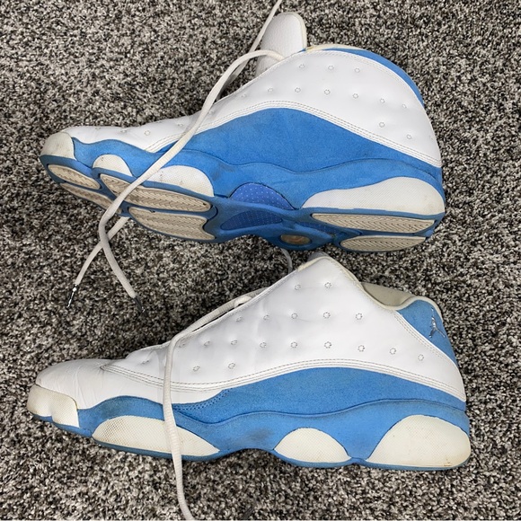 Authentic Limited Edition white with baby blue Jordan 13’s - RARE color! - Picture 4 of 11